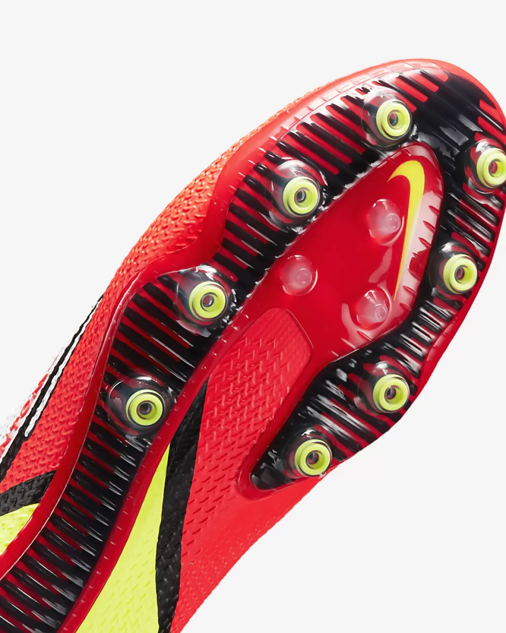 Бутсы профессиональные Nike Phantom GT DF ELITE AG